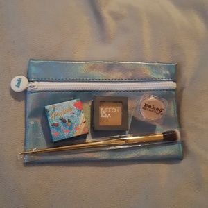 Eye bundle FARAH ,IBY, Naked, Meech & Mia + bag